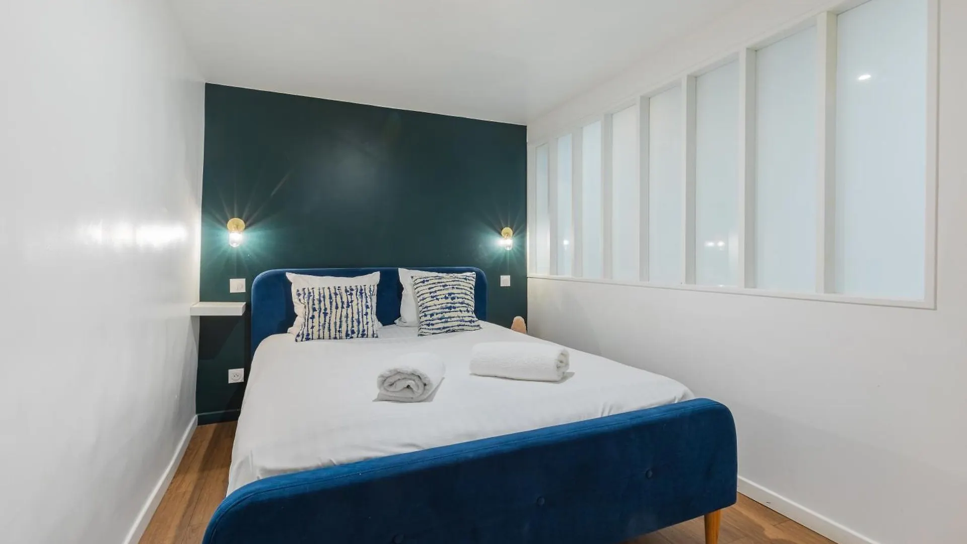 Sentier, Marais, Spacieux Duplex 2 Salles De Bain Paris